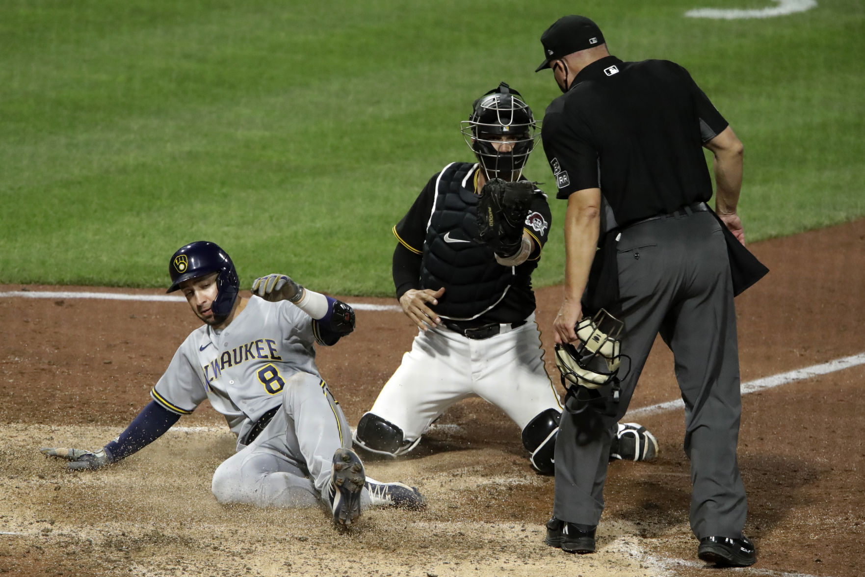 Brewers Pirates Baseball
